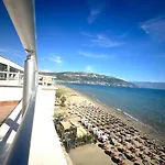 Sky & Sea Viewing Apartment