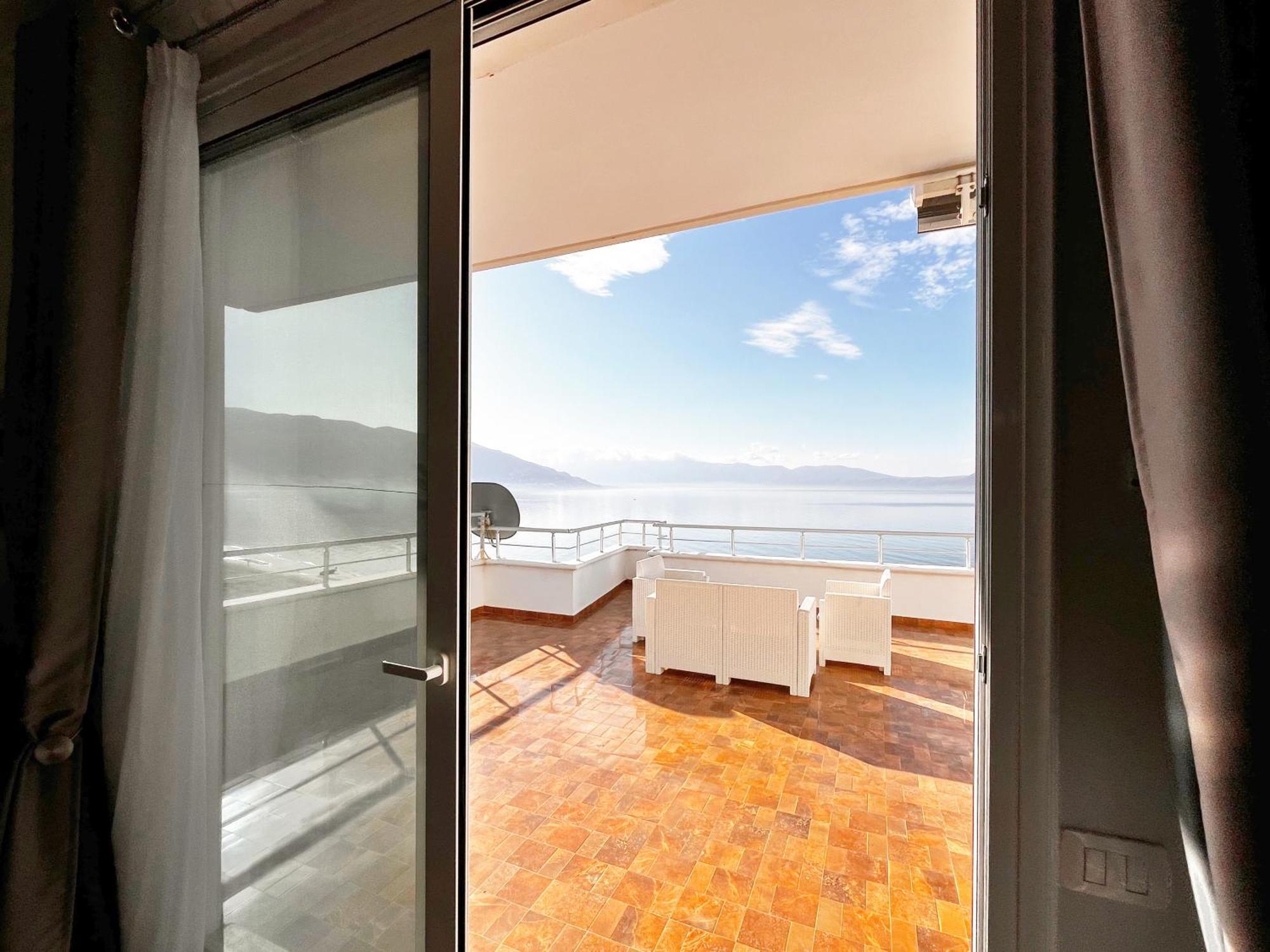 Apartament Sky & Sea Viewing